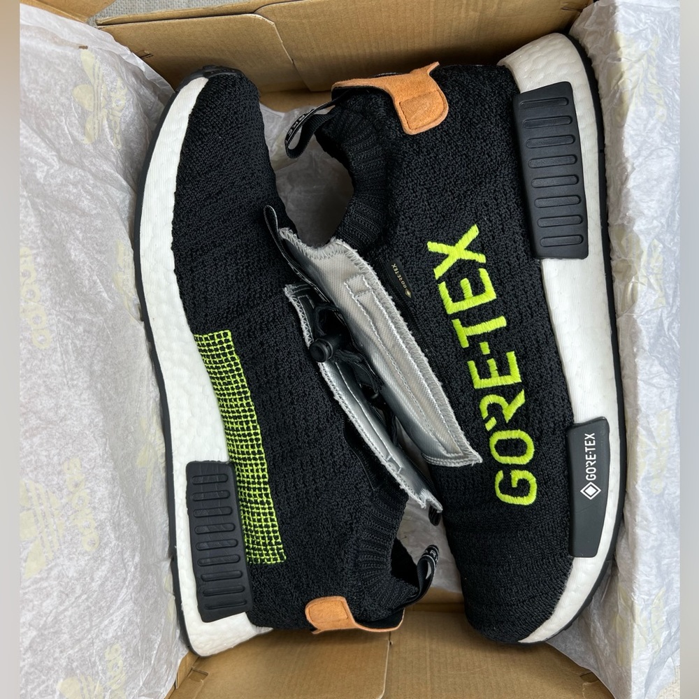 ‼️SOLD ‼️Adidas | Men’s TS1 Gore-Tex Sneakers - Picture 4 of 10